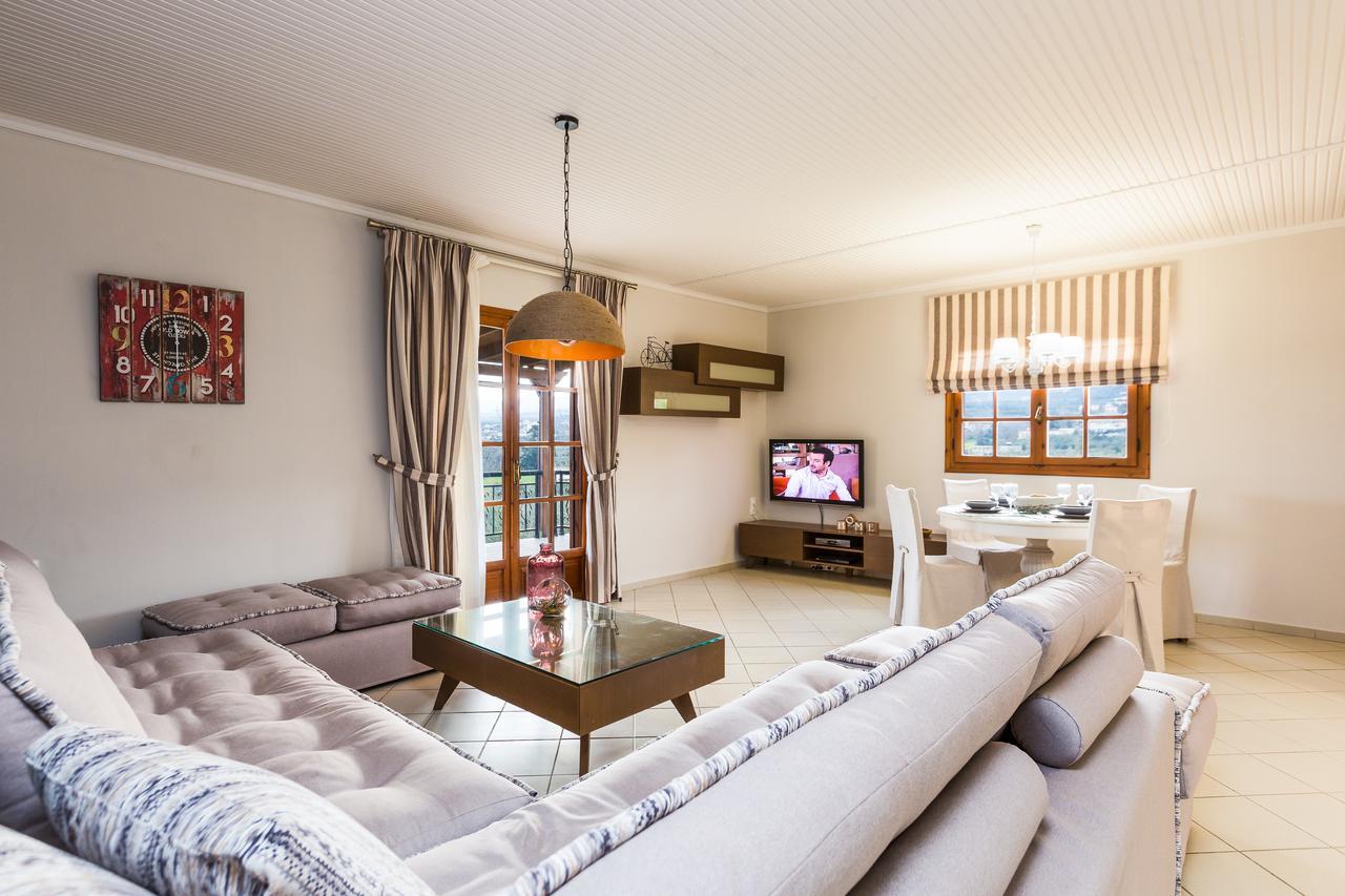 Lefkothea Villas With Large Pool, Bbq & Playground Adelianos Kampos Exteriér fotografie