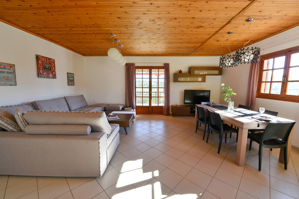 Lefkothea Villas With Large Pool, Bbq & Playground Adelianos Kampos Exteriér fotografie